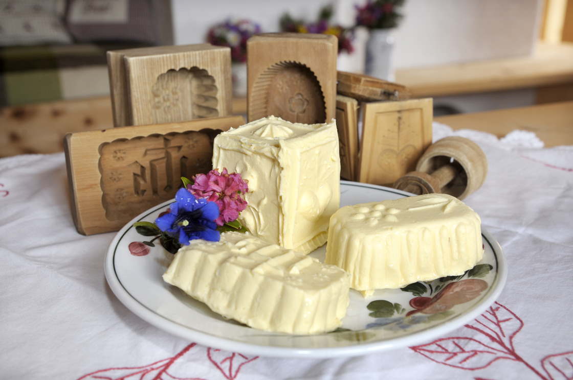 fresh alpine butter from salzburg lungau